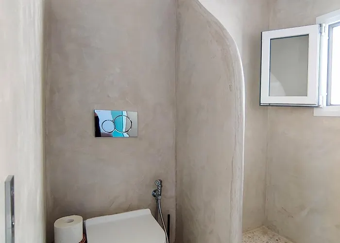 Dafne & Chloe Terrace