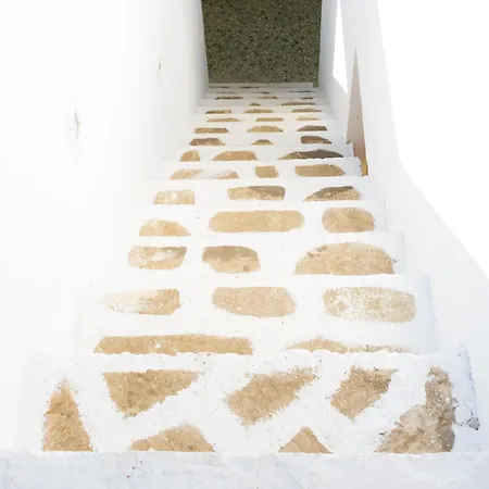 Dafne & Chloe Terrace Apartment Naxos City