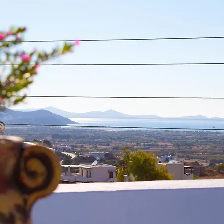 Dafne & Chloe Terrace * Naxos City