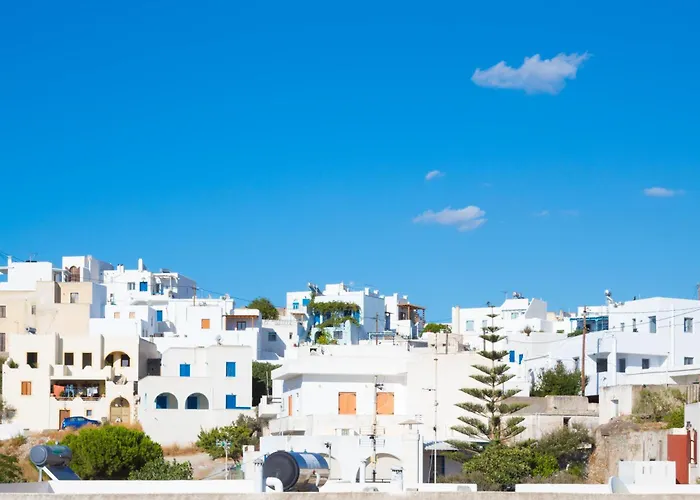 Dafne & Chloe Terrace Galanado